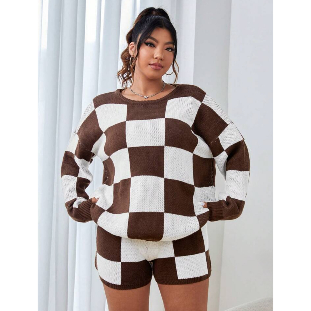 SHEIN Plus Set: Checkerboard Pattern Sweater &amp; Shorts