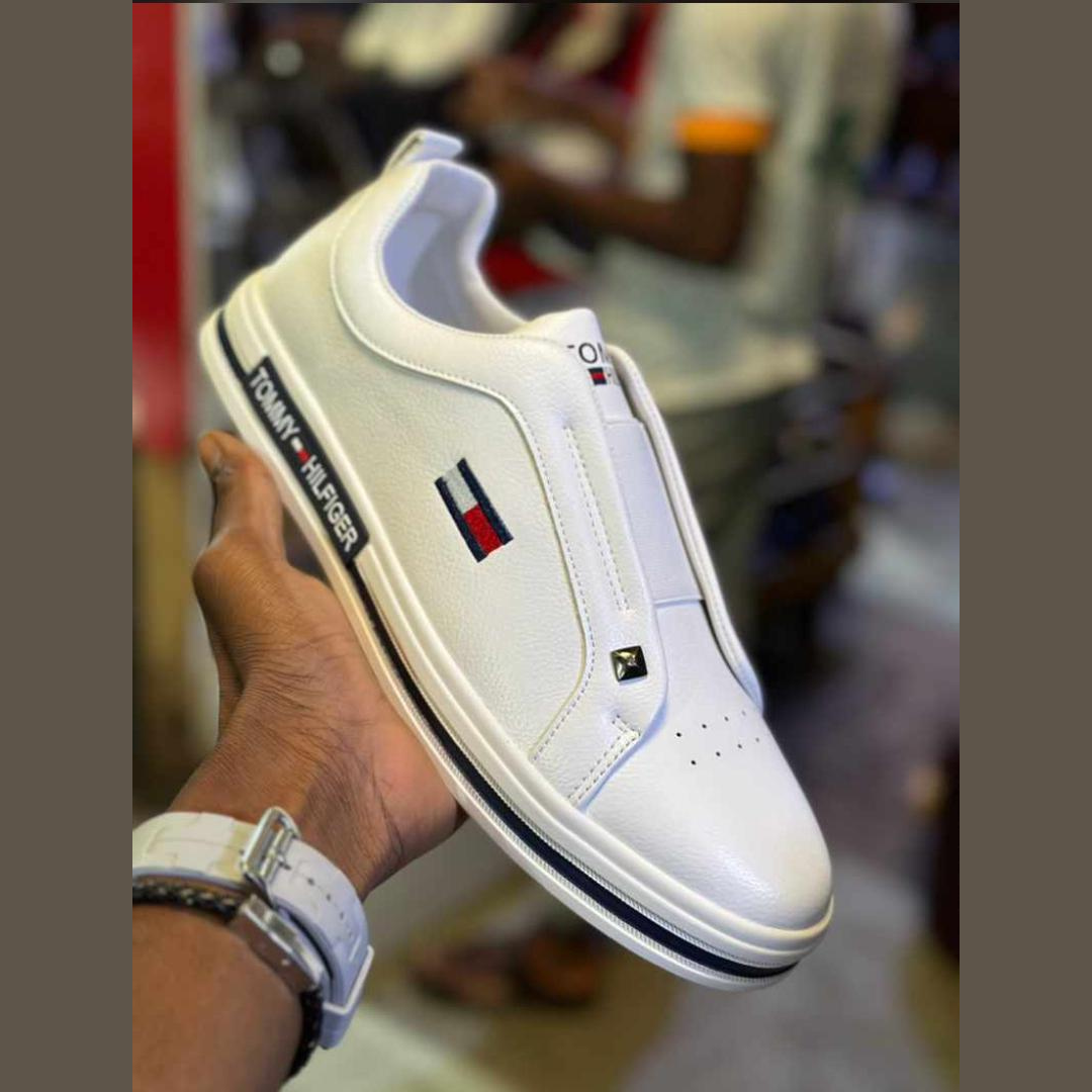 Style Décontracté de Luxe : Sneaker Tommy Hilfiger aux Détails Emblématiques