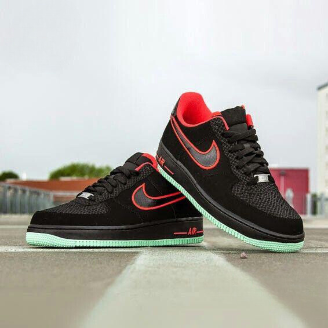 Nike Air Force 1 "Yeezy" - Fusion de Style et d'Innovation