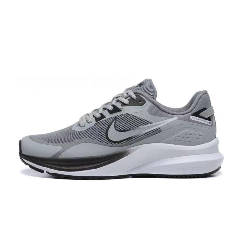 Style et Performance : Basket de Course Nike en Gris et Noir pour un Confort Inégalé