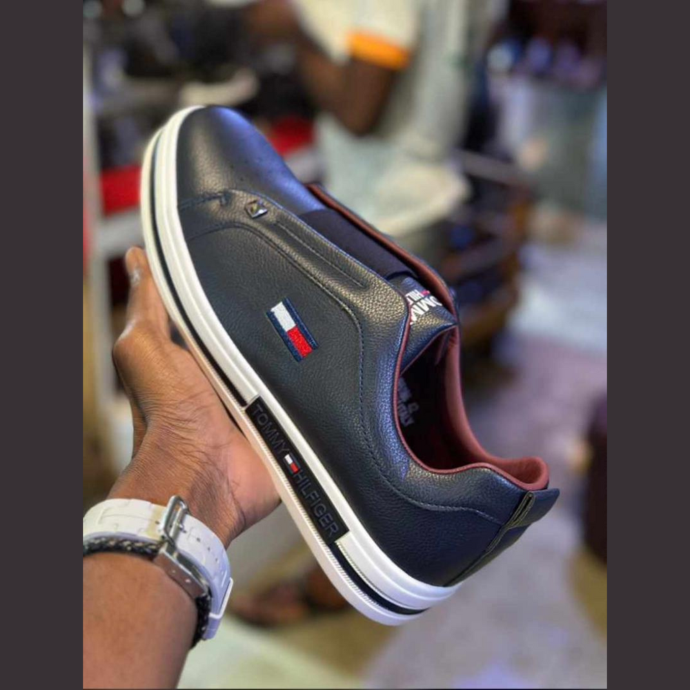 Style Décontracté de Luxe : Sneaker Tommy Hilfiger aux Détails Emblématiques