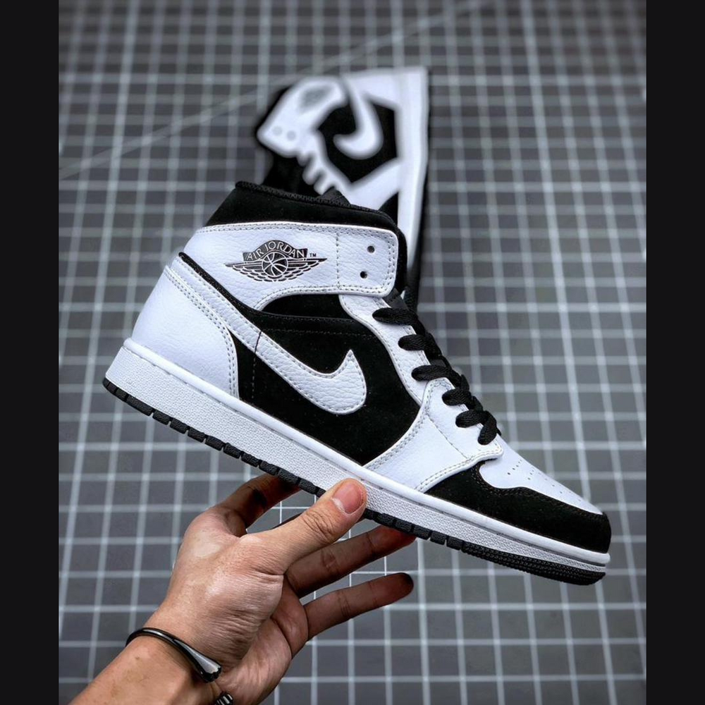 Air Jordan 1 Retro High OG