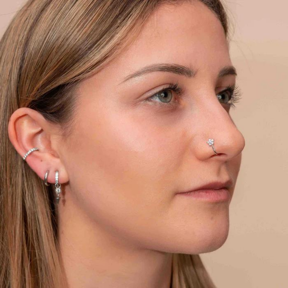 
                      
                        Faux piercing: 2 au prix d' 1
                      
                    