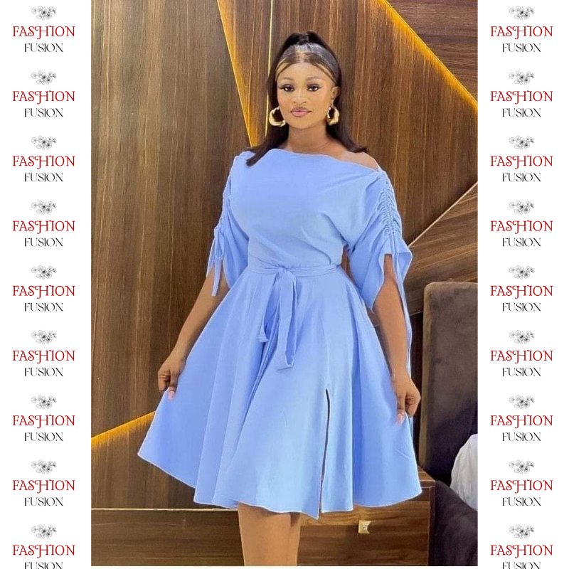 
                      
                        Robes bleues mi-longues - FashionFusion
                      
                    